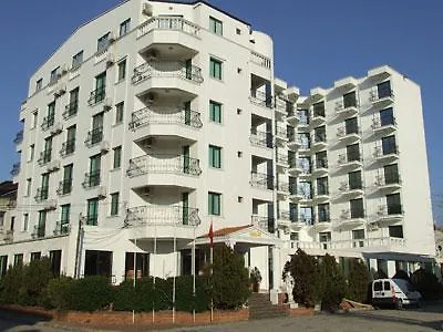卡里弗酒店 3* Ayvalı