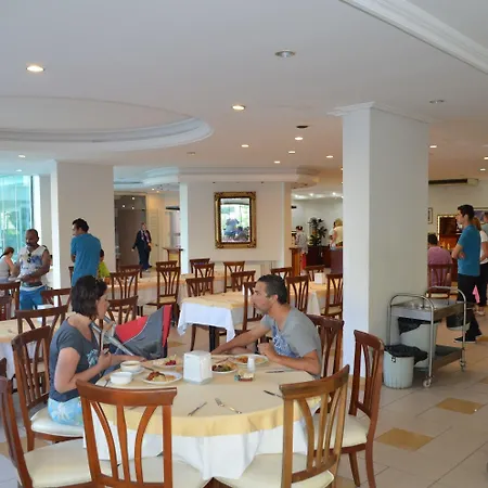 度假村 卡里弗酒店 Ayvalı